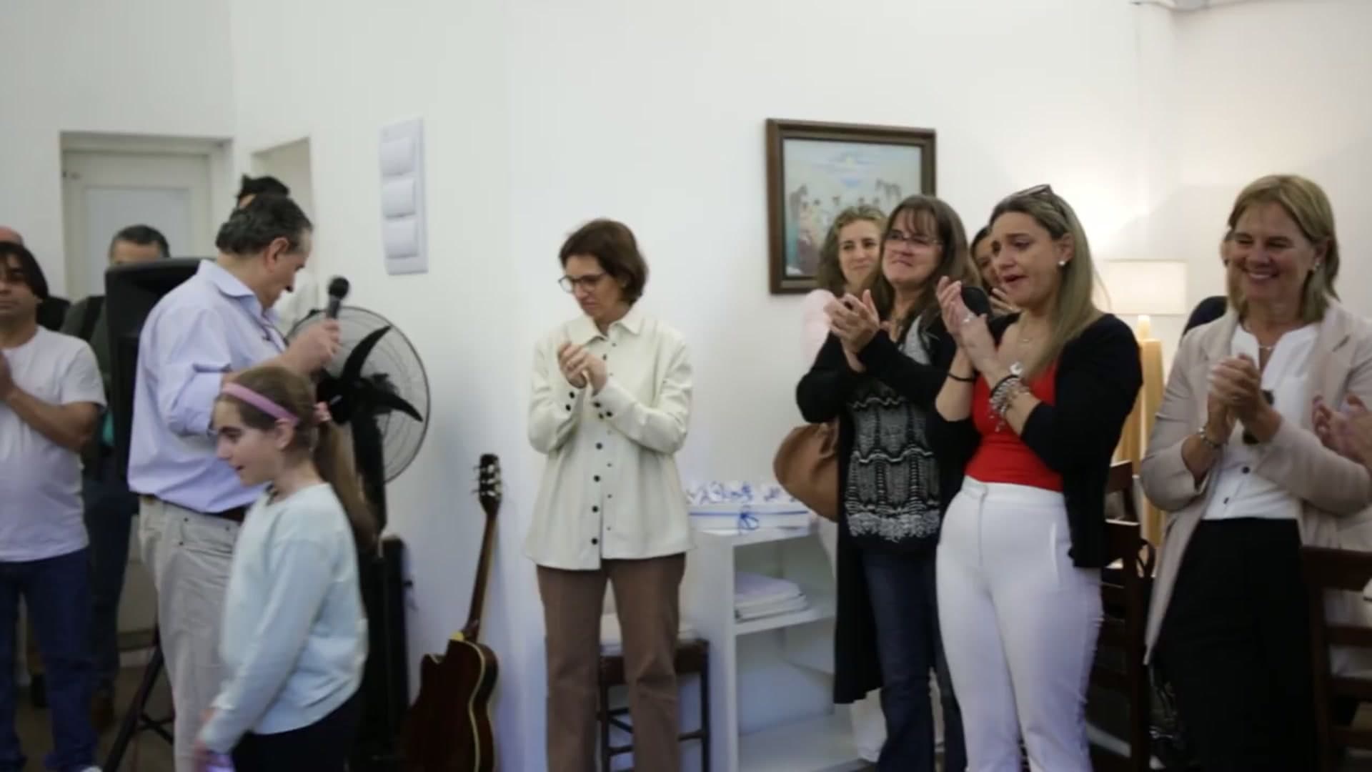 Equipo y comunidad durante la celebración